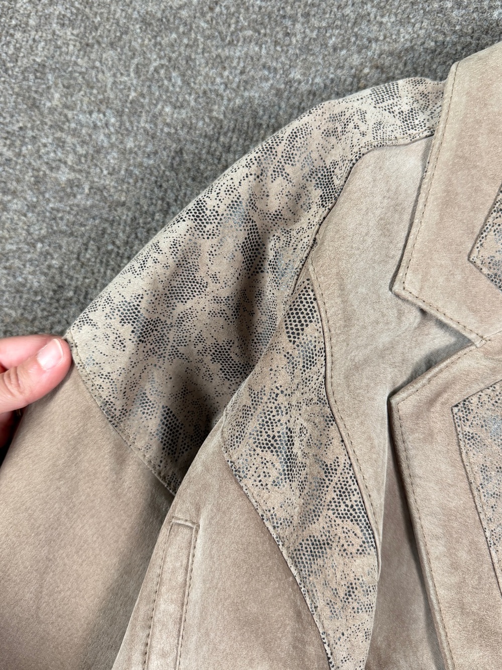 Vintage Chia Taupe Tan Suede Leather Cropped Peplum Bomber Jacket Women’s Small - Picture 7 of 10